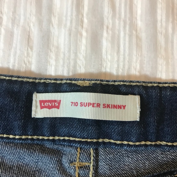 Girls Levis Skinny Jeans With Stars - Size 16 Reg - Picture 7 of 8